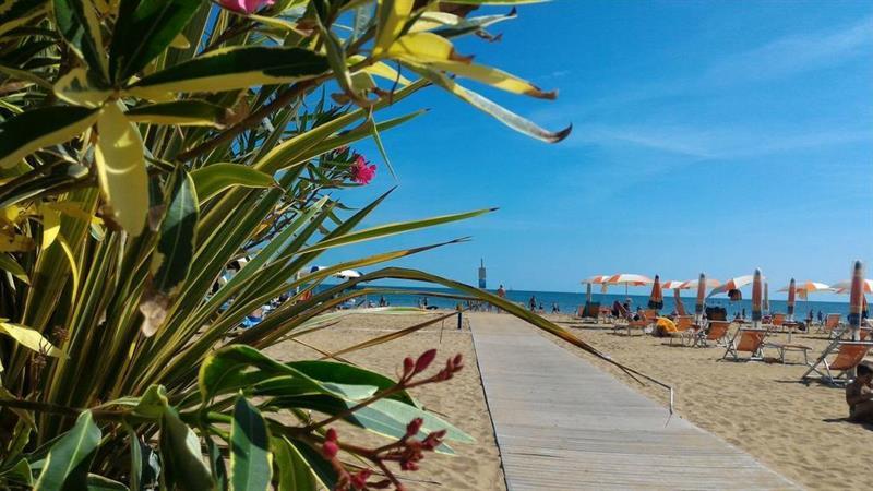 Appartamenti Oasi Bibione Exterior photo